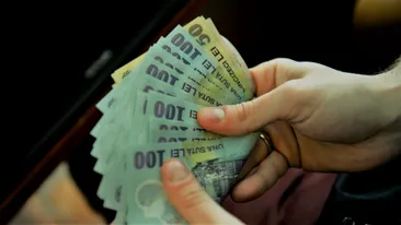 Vești bune pentru români! Salariul minim ar putea crește anul viitor