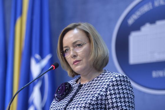 Anchetă la Teleorman, unde fiul ministrului de Interne Carmen Dan ar fi fost bătut într-o discotecă