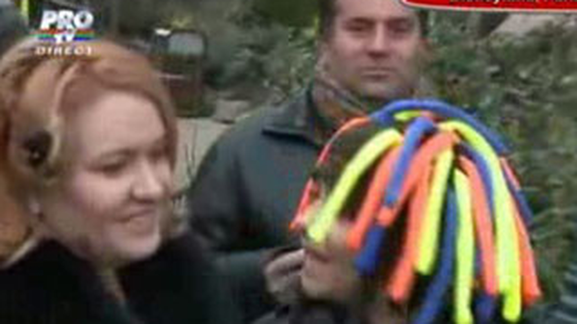 Viorica si Ionita din Clejani au dat in mintea copiilor! VEZI AICI cum s-au distrat la Disneyland!