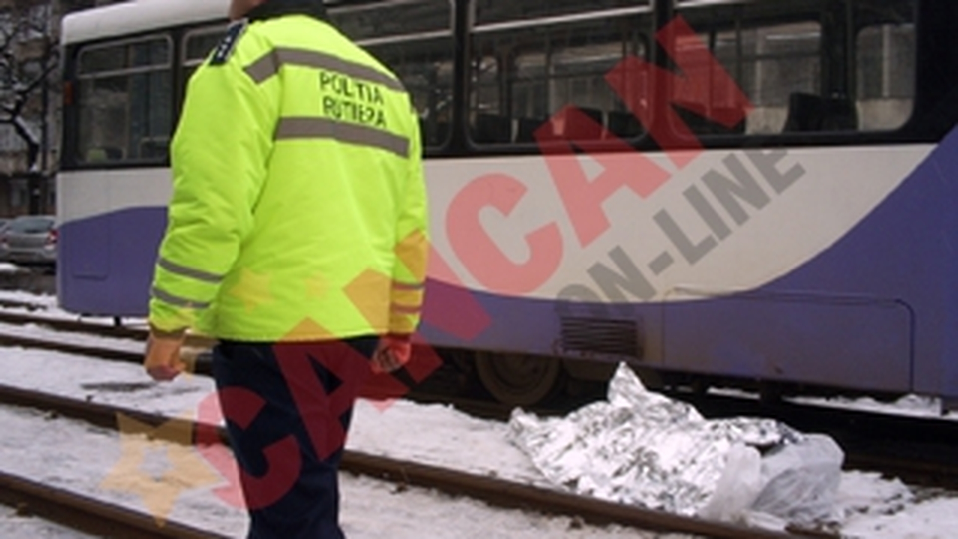 A murit strivit de tramvai din cauza castilor!