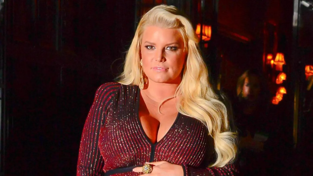 Jessica Simpson a rupt capacul de la WC! S-a amuzat teribil: „Nu te sprijini de el când ești însărcinată!”