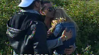 VIDEO Momente de groaza pe "Vaporul Iubirii"! Rosse Marie Florescu si Doru, atacati de mascati! "Am crezut ca vor sa ma rapeasca!"