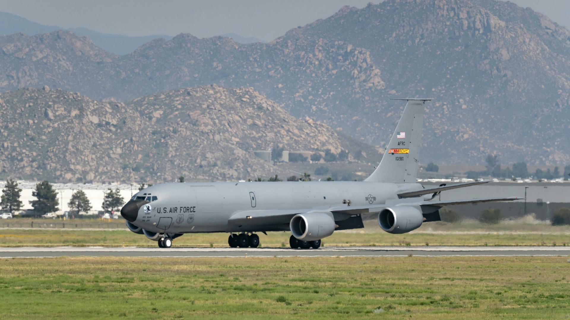3 avioane americane de realimentare au aterizat în România. 500 de militari americani urmează să ajungă în țară