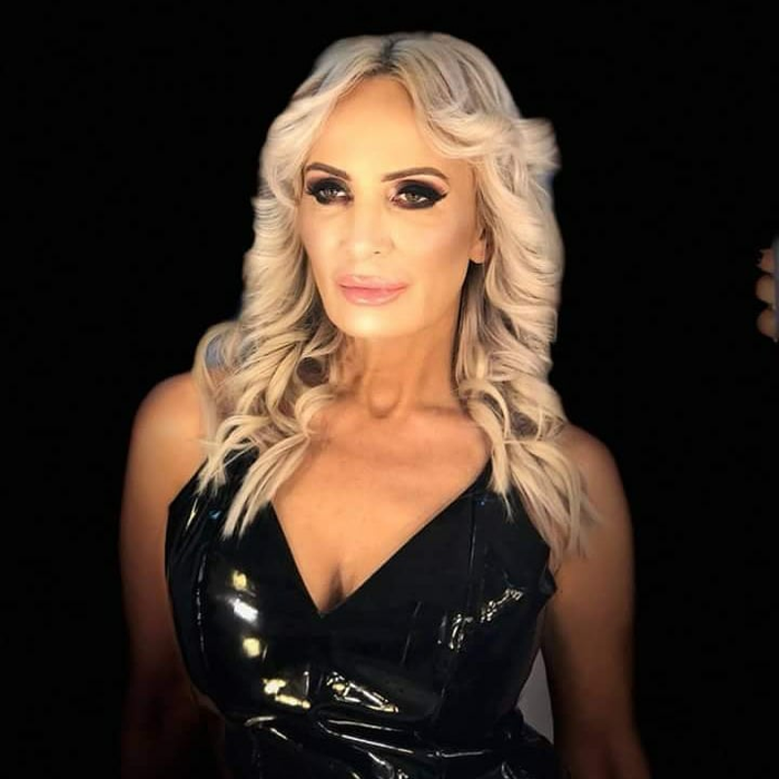 Daniela Gyorfi a recunoscut: „Pielea mea a cam îmbătrânit de la solar”. Cum reușește să îți mențină trupul de zeiță la 49 de ani