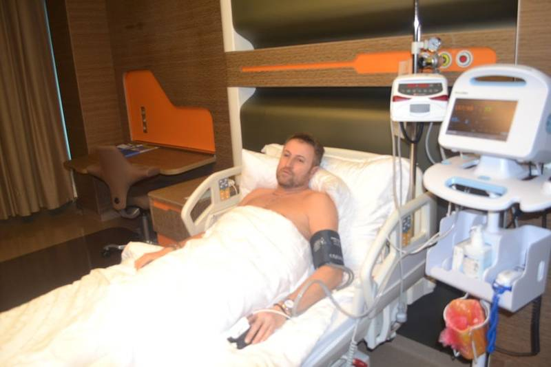 Situație dramatică pentru Cătălin Botezatu în spital. A pierdut 2 litri de sânge