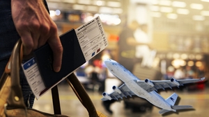 1,22 euro pentru un singur bilet de avion. Eroarea unei companii aeriene a devenit fericirea de moment a multor călători