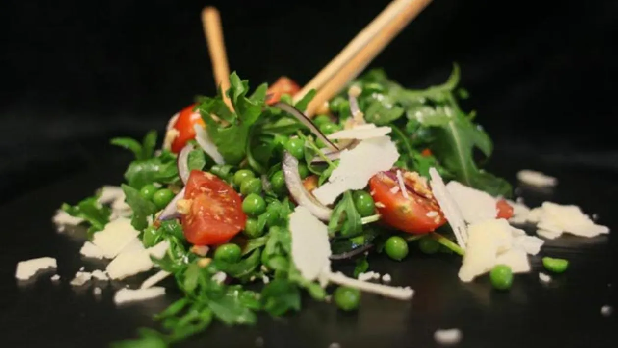 Iuliana Luciu a primit un cadou delicios din partea varului de la MasterChef, Catalin Scarlatescu!