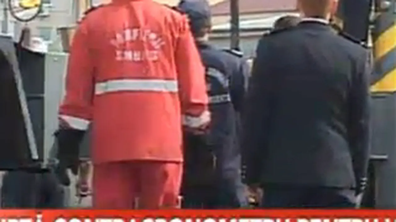 Doi hoti de fier vechi, prinsi sub o placa de beton pe un santier din cartierul Colentina, din Capitala