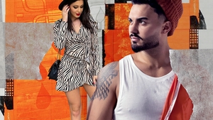 Șatena n-a mai rezistat și l-a ”atacat” pe manelist în văzul tuturor… Urcată pe el! Sora lui Mario Fresh vrea cu Jador… rău de tot!