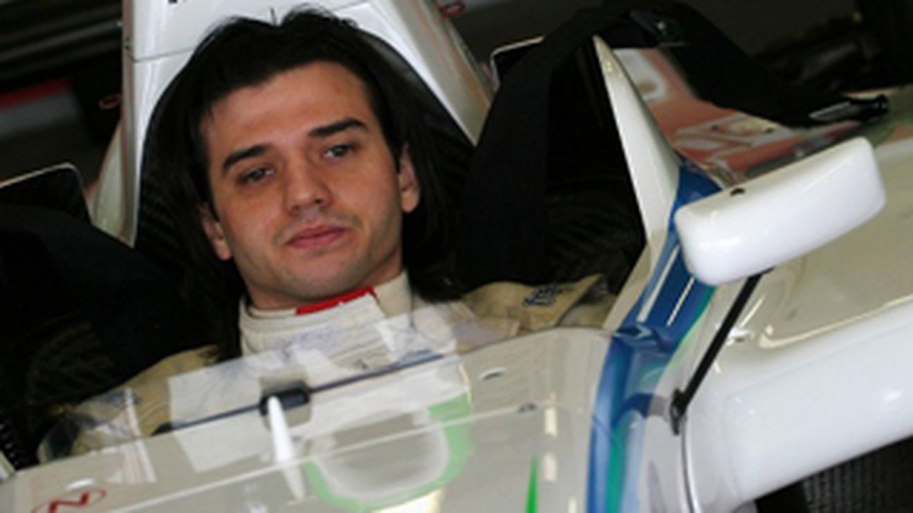 Mihai Marinescu a abandonat in turul 10 la Abu Dhabi din cauza unei probleme la masina!