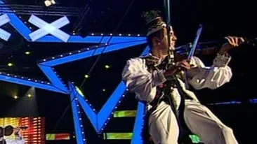 Mihai Petre, catre un finalist: Pe Andra ai dat-o pe spate cand ai cantat cu limba. Nu-mi venea sa cred