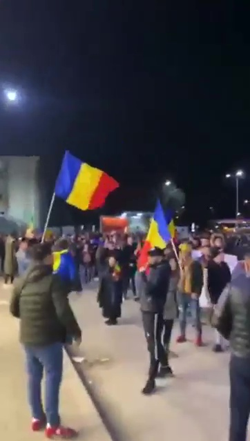 Protestele de la Bacău au degenerat