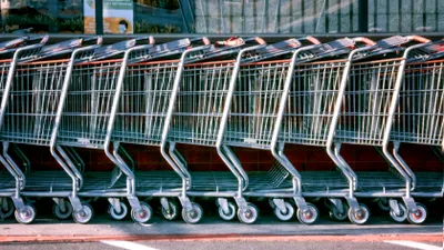 Presa maghiară: „Acest aspect îi doare foarte tare pe români. Nivelul lor de trai a scăzut față de cel al maghiarilor”