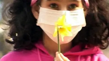 VIDEO O fetita de 12 ani, opt ani prin spitale pentru ca uita sa respire