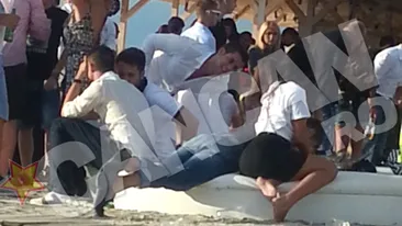 Penescu jr, in patru labe dupa domnisoare! Uite cum s-a chinuit fiul afaceristului sa agate cateva fete, la mare!