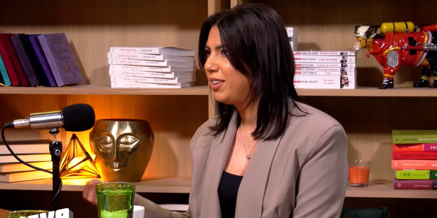 Cristina Maria Banu, la podcastul „Altceva cu Adrian Artene” / Foto: Captură Video
