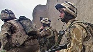 Armata britanica a cerut scuze soldatilor concediati