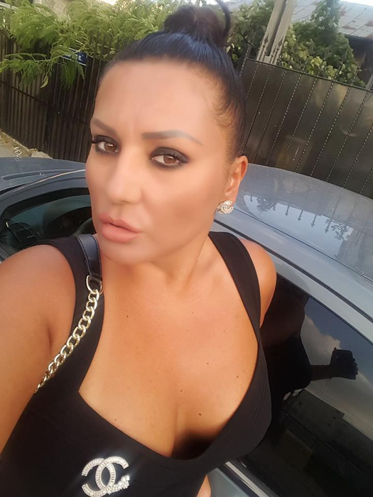 Se mărită Bianca Rus! Şi-a ales deja rochia de mireasă