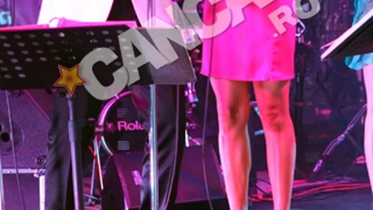 Familia Geambasu le canta lui Cristi Borcea si Gigi Becali la botezul fiului dinamovistului! Cainele i-a pregatit si o surpriza nasului cu care sa il faca sa danseze mai ceva ca la nunta