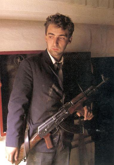 Imagini rare de la Revoluție. Ce s-a întâmplat, de fapt, în decembrie 1989
