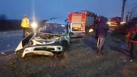 Grav accident în Prahova! Două persoane au rămas incarcerate