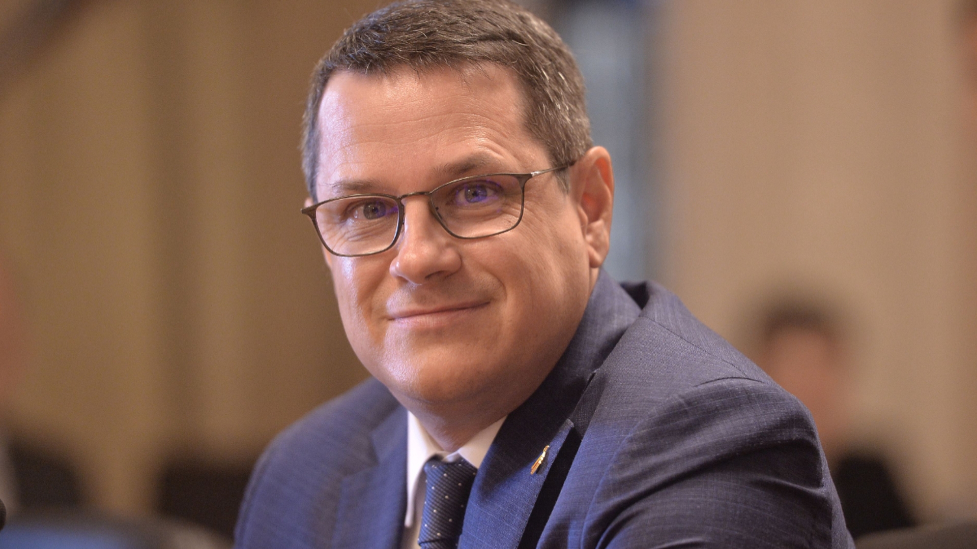 Șeful SRI și-a dat demisia. Eduard Hellvig și-a justificat gestul printr-o declarație publică