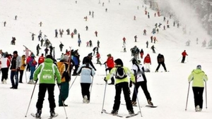 Doi copii, răniţi pe pârtia din Braşov! Intervenţie de urgenţă