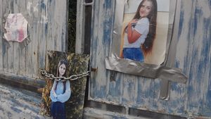 Un an de la tragedia de la Caracal! Alexandra încă sună