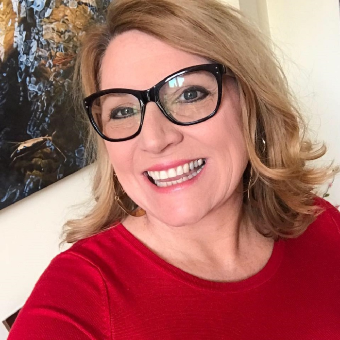 O vedetă cunoscută, urmărită de un blestem? Fiul ei s-a sinucis. Motivul gestului extrem, dar şi ce dramă s-a mai abătut asupra familiei
