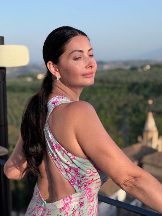 Gabriela Cristea, replică vehementă pentru cei care îi critică silueta: „Nu o să îmi amân viața până în ziua în care voi corespunde standardelor altcuiva”