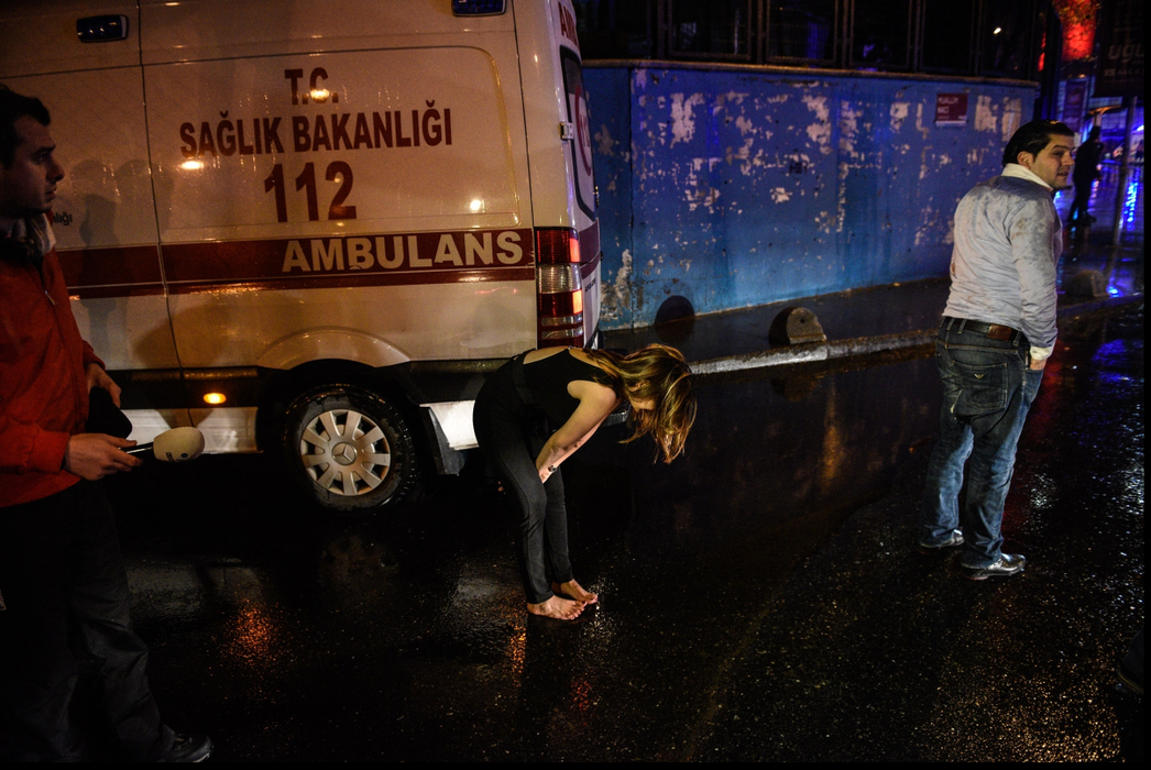 Atac armat în Istanbul! Zeci de morti şi răniti