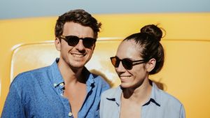 Alexandru Ion, actorul din serialul Lia, s-a căsătorit! Cine este și cum arată Evelyn, tânăra pe care a cunoscut-o pe Tinder