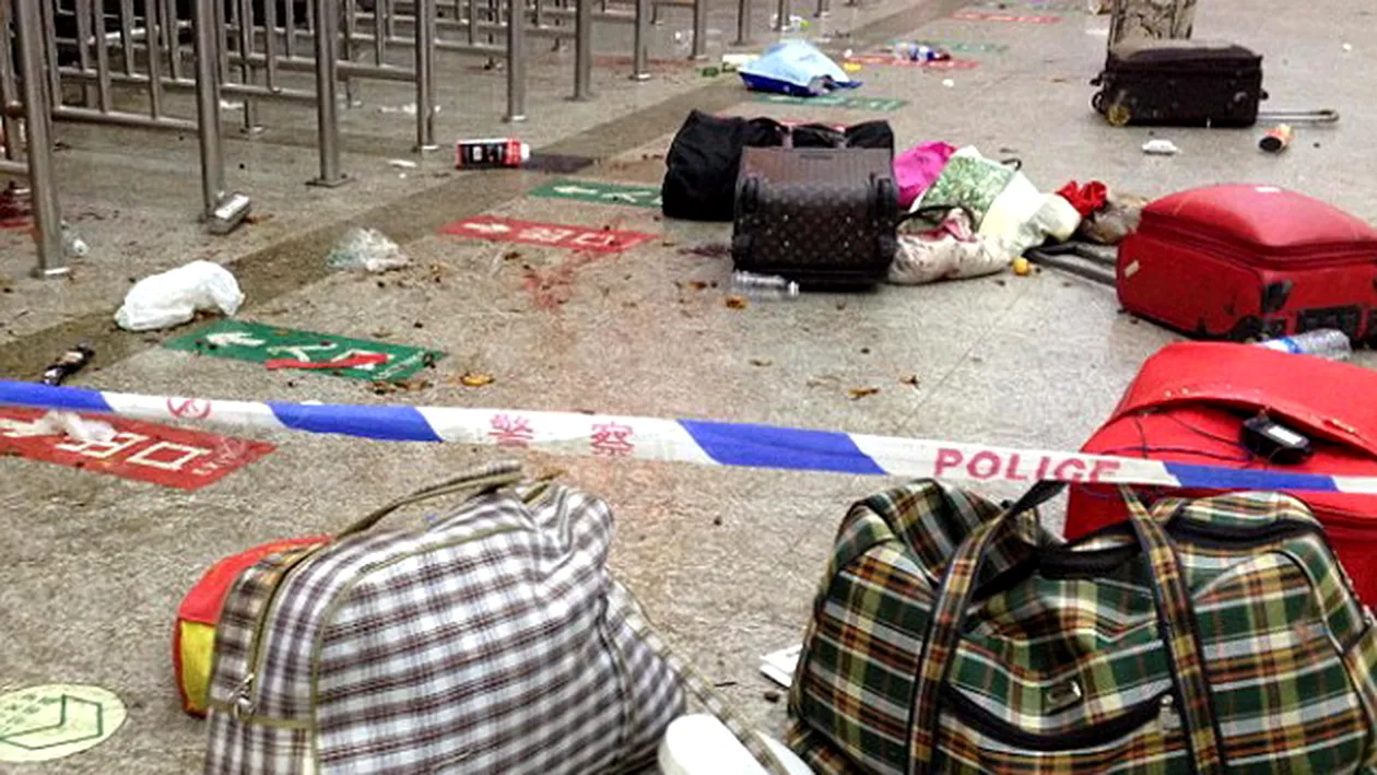 Atac terorist intr-o gara din China! S-au inregistrat 28 de morti si peste 170 de raniti!