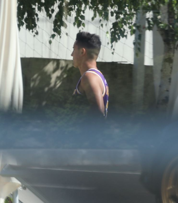 Steliano Filip s-a relaxart la aceeași piscină unde se afla și fosta soție (Foto: CANCAN.RO)