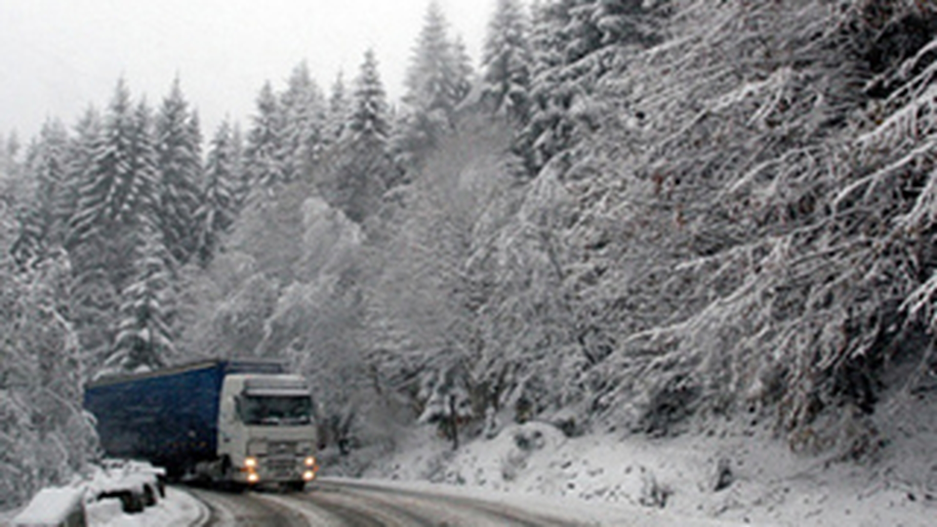 A inceput vacanta de iarna! Iata pentru ce trasee sa optezi daca vrei sa eviti aglomeratia dinspre munte!