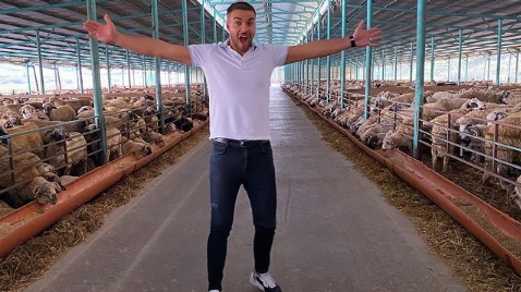 Culiță Sterp și-a lăsat iubita singură! Mesajul emoționant al Danielei: ”Cea mai rea parte a vieții este așteptarea!”