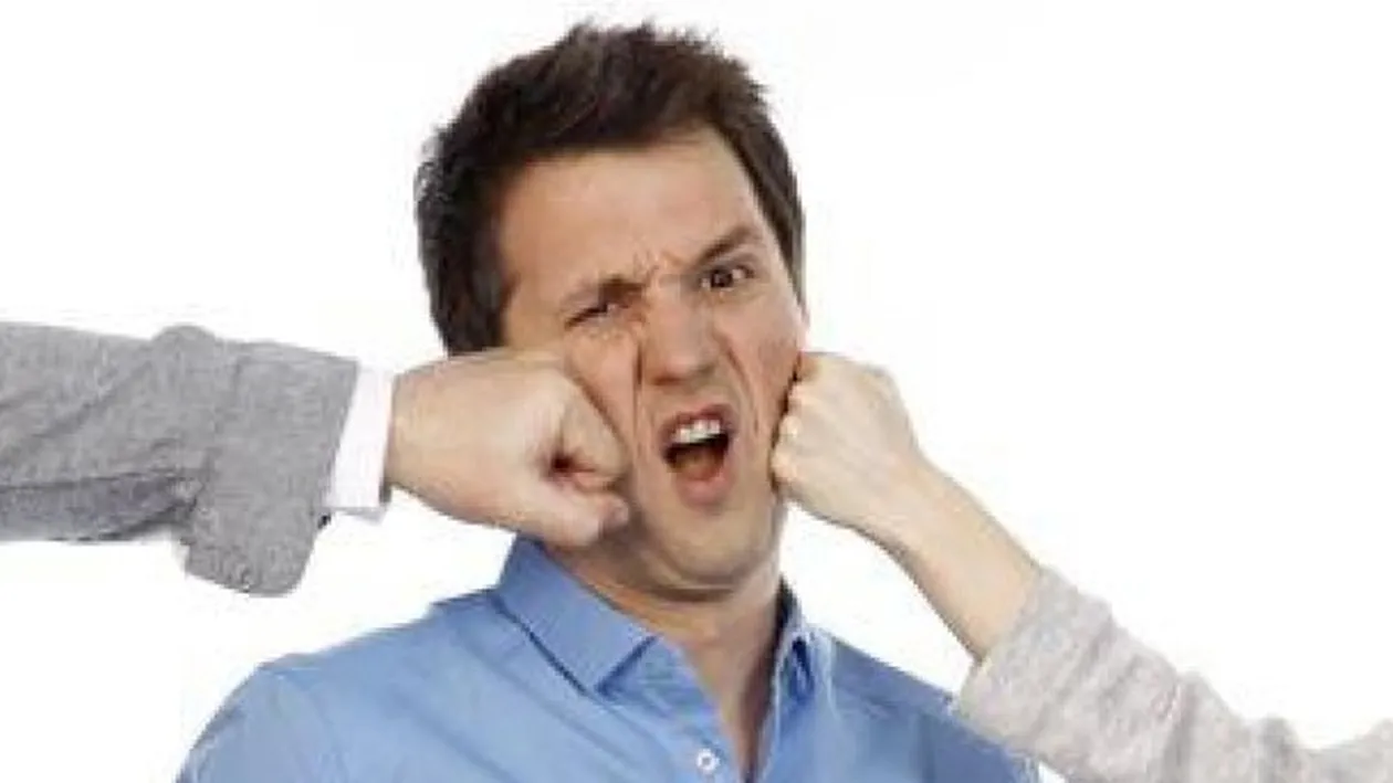 O clipă de neatentie il costă 200 de euro! Vezi ce boacănă au făcut copiii lui Andi Moisescu si cum îl poti ajuta