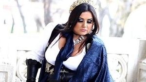 Bianca Rus, umilita in ultimul hal! Asculta melodia "Cine e grasuta?" si afla cum a putut sa reactioneze vedeta