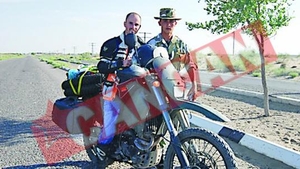 Primul roman care a facut ocolul lumii pe motocicleta