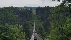 Cel mai mare pod din Europa se va construi în România. Va avea o înălțime de 200 de metri