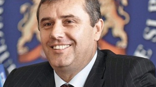Şeful SPP, acuzat de crimă: "A împuşcat un om în cap!"