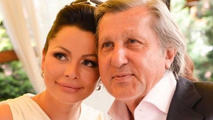 Gestul lui i-a lăsat pe invitaţi mască! În loc să îmbrace costumul de ginerică, Ilie Năstase a început să joace tenis