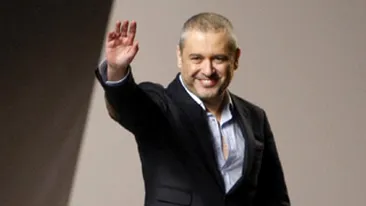 Elie Saab nu va veni in Romania
