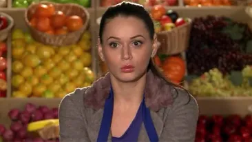 A schimbat doua rochii de mireasa! Imagini exclusive din albumul de nunta al Casnicei siliconate de la Masterchef!