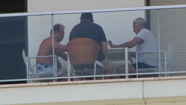 Turneul de la Mamaia! Omul care face cartile in politica romaneasca joaca poker la inaltime! Cine este adversarul lui Blaga