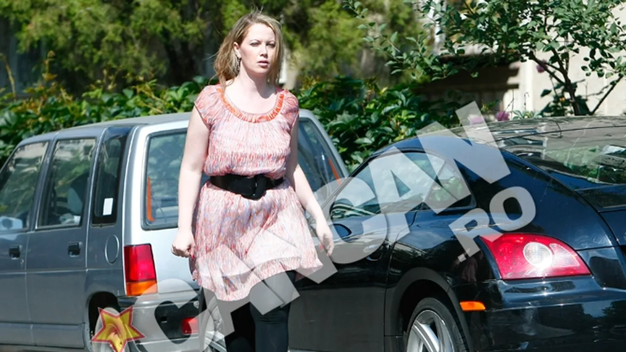 Oana Lis a declarat razboi kilogramelor in plus, dar e ingrijorata de pierderea rapida in greutate! Am slabit 12 kg intr-o luna. Vezi aici cum arata vedeta acum si reteta-minune