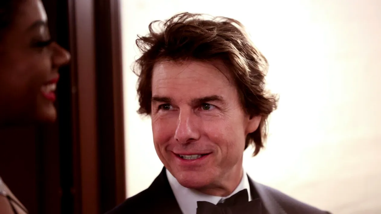 Tom Cruise, de nerecunoscut în noua reclamă pentru Super Bowl. Fanii și-au făcut cruce când l-au văzut!