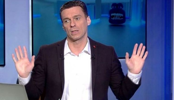 Selly, ironizat în direct de Mircea Badea: “A sunat Johnny Bravo. Și-a cerut freza înapoi!” Ce replică a avut vloggerul