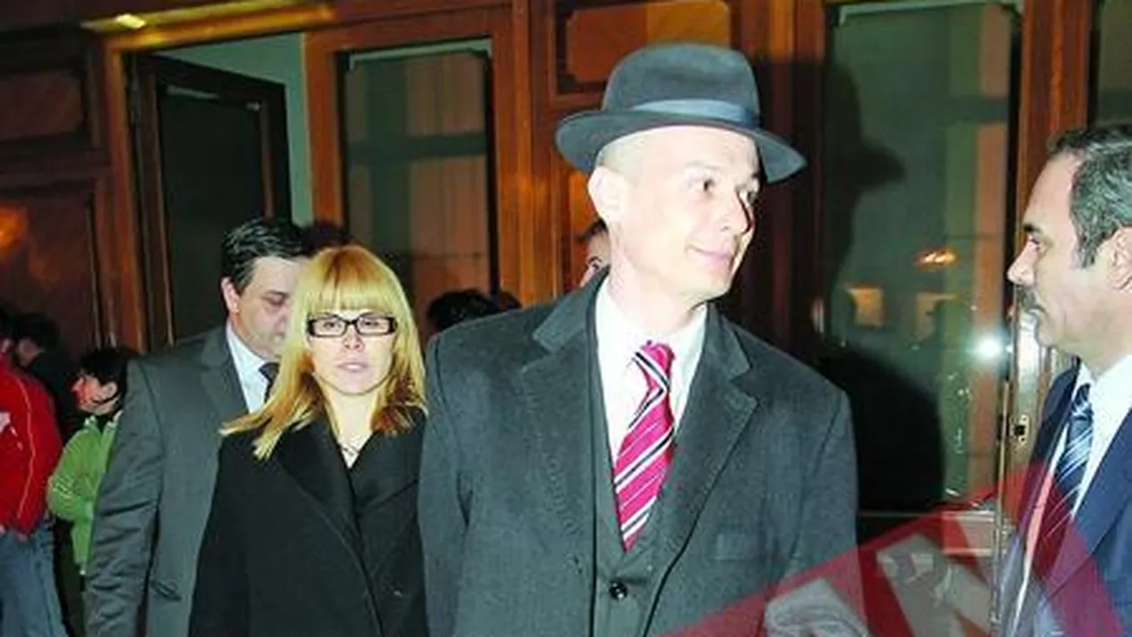 Olteanu danseaza la Balul Vienez