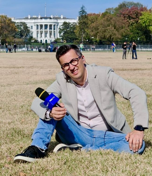 Știristul Pro TV, reguli drastice în familie : “Nu le mai dau foarte mulți bani extra” | EXCLUSIV